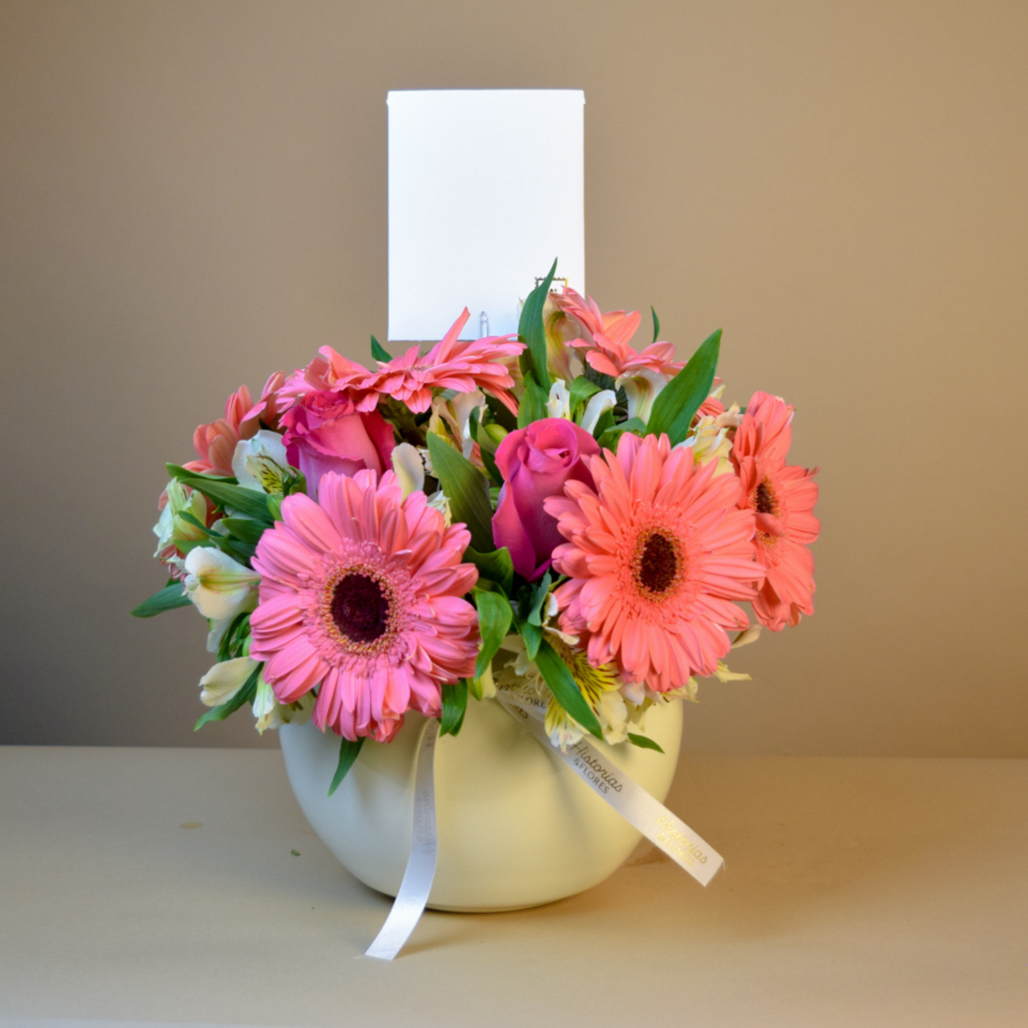 Esfera con gerberas